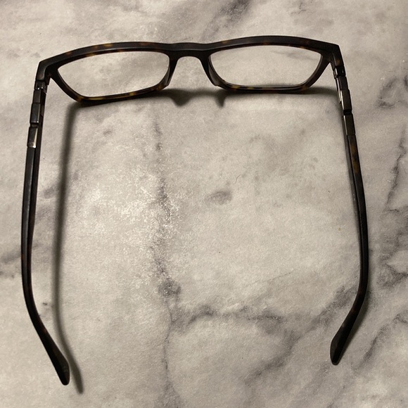 POLICE - Picture 11 of 15